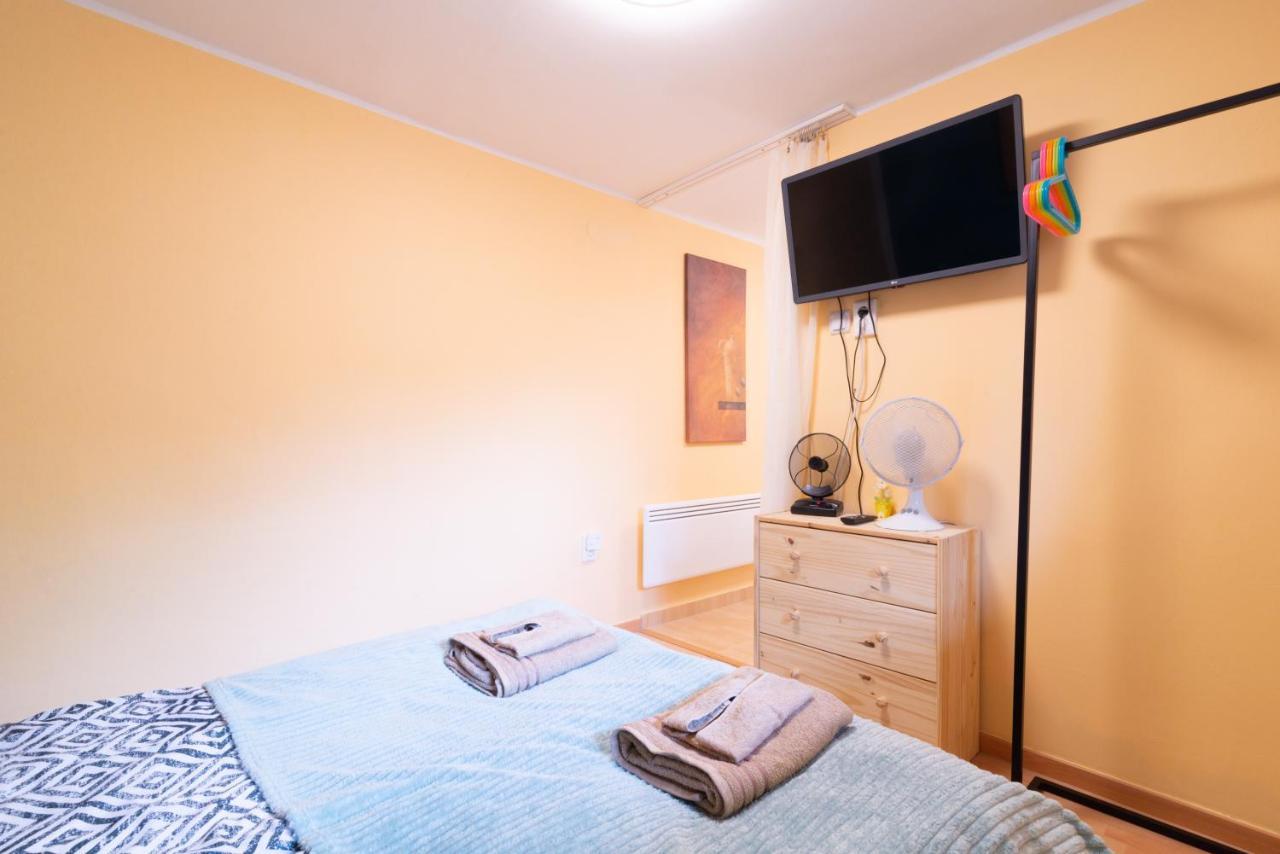 Cosy And Colorful Apartment 圣安德烈 外观 照片